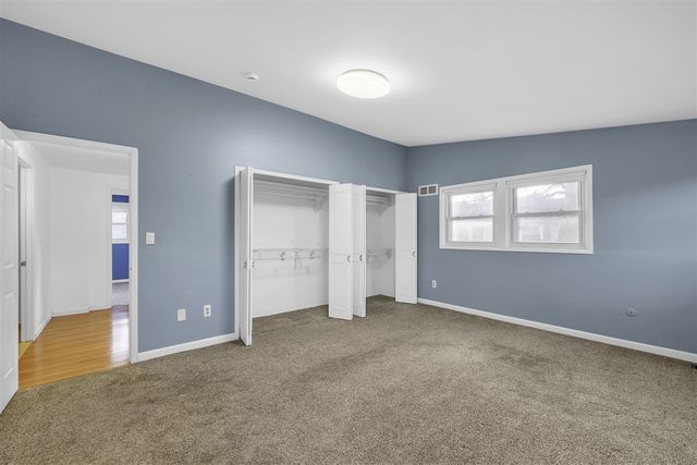 1592 Brentwood Drive, Troy, MI 48098
