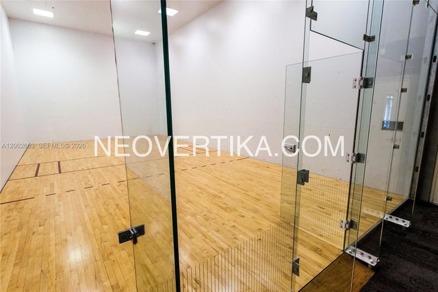 690 SW 1st Court PHI20, Miami, FL 33130