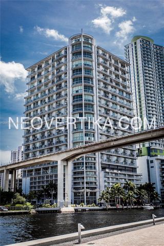 690 SW 1st Court PHI20, Miami, FL 33130