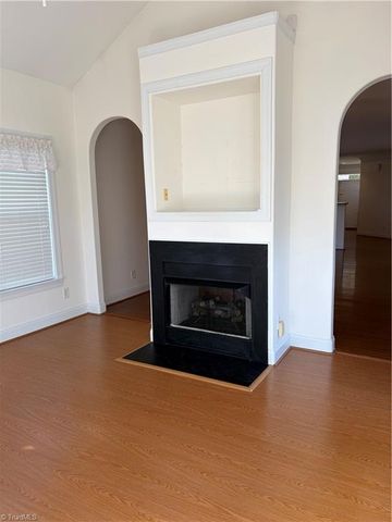 903 Southlake Court, Lexington, NC 27295