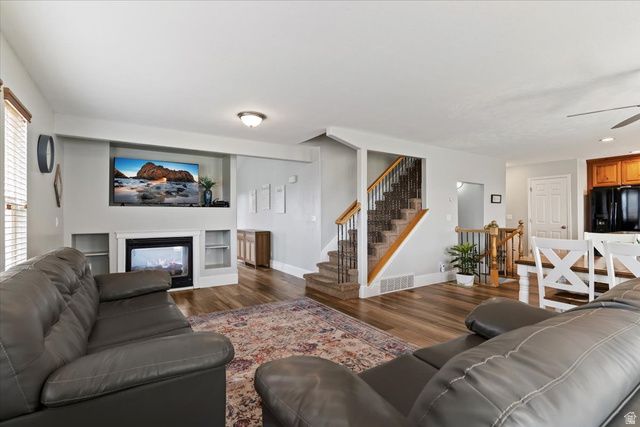 240 ODELL LN, North Salt Lake, UT 84054