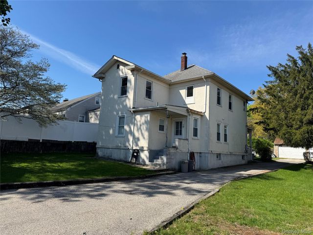 61 Nassau Avenue 2, Glen Cove, NY 11542