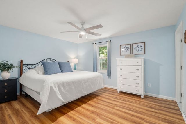 20 Wexford Dr, Mansfield, MA 02048