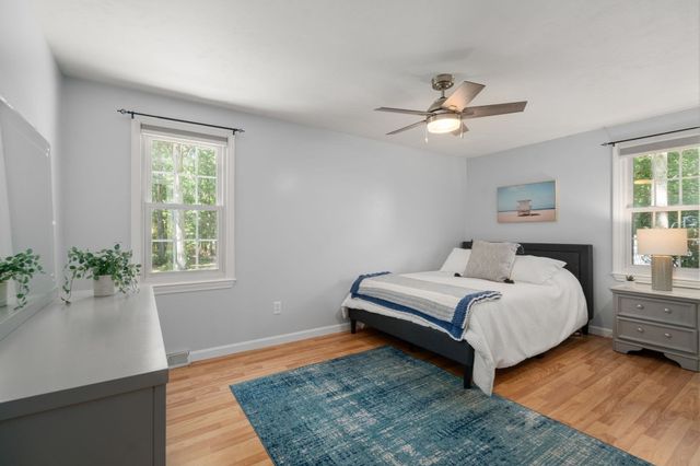 20 Wexford Dr, Mansfield, MA 02048