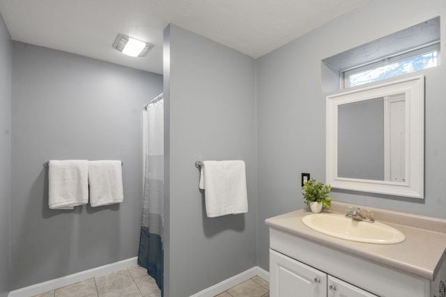 20 Wexford Dr, Mansfield, MA 02048