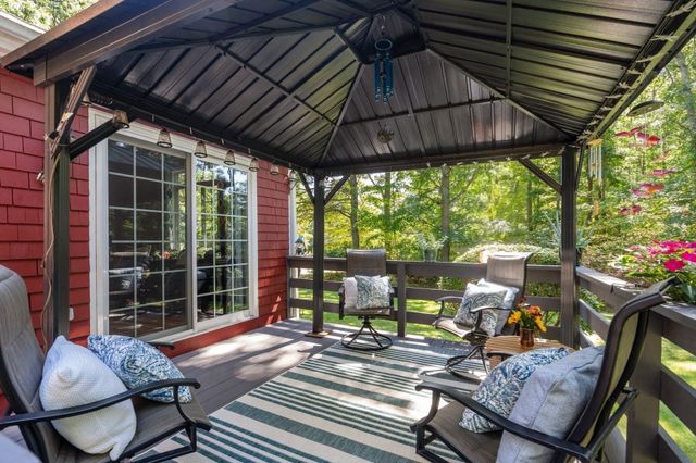 20 Wexford Dr, Mansfield, MA 02048