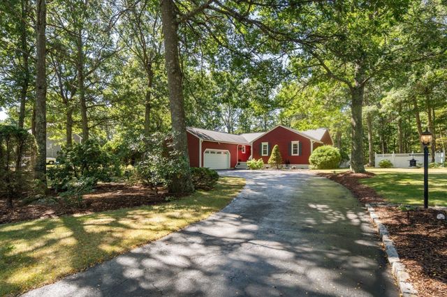 20 Wexford Dr, Mansfield, MA 02048