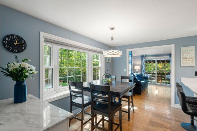 20 Wexford Dr, Mansfield, MA 02048