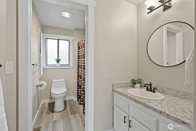 550 E Country Club Drive E, Union, WA 98592