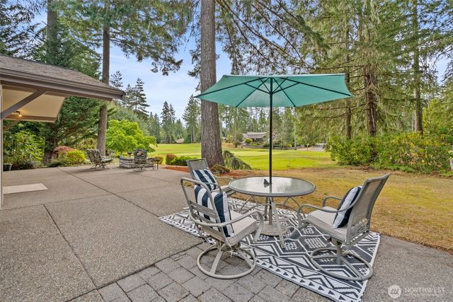 550 E Country Club Drive E, Union, WA 98592