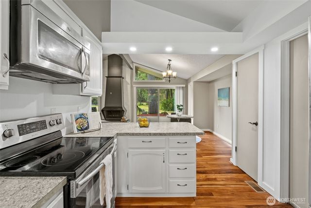 550 E Country Club Drive E, Union, WA 98592