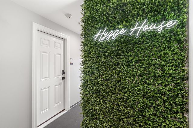 11 Charter Street, Newburyport, MA 01950