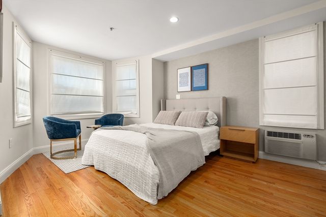 11 Charter Street, Newburyport, MA 01950