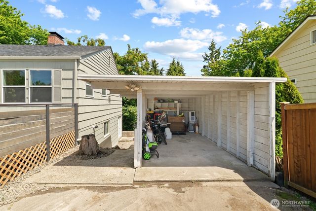 307 4th Street, Steilacoom, WA 98388