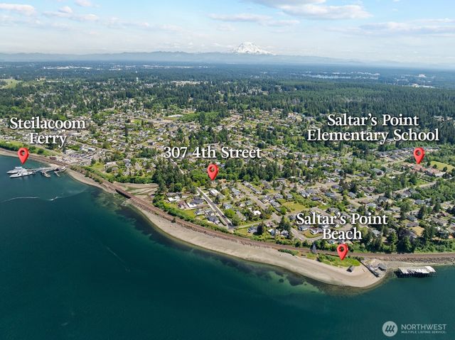 307 4th Street, Steilacoom, WA 98388