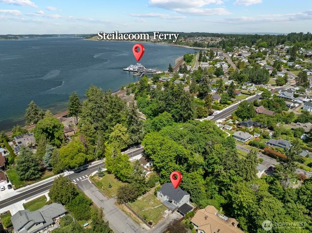 307 4th Street, Steilacoom, WA 98388