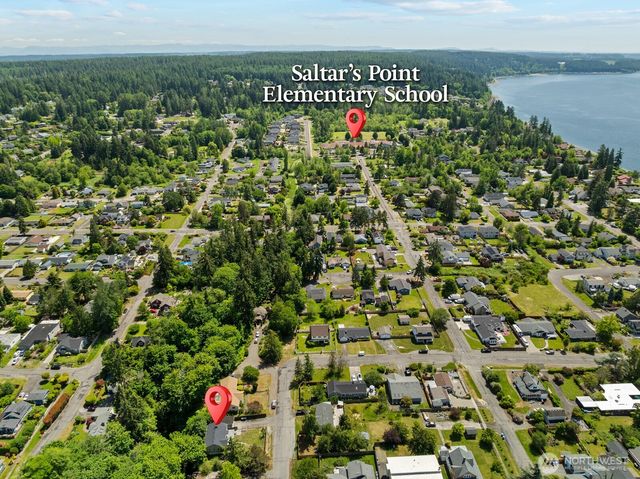 307 4th Street, Steilacoom, WA 98388