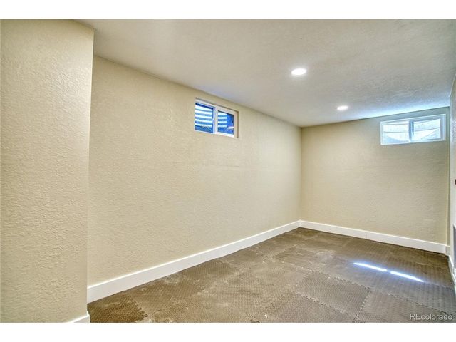 970 W 1st Ave, Broomfield, CO 80020