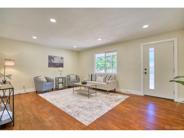 970 W 1st Ave, Broomfield, CO 80020