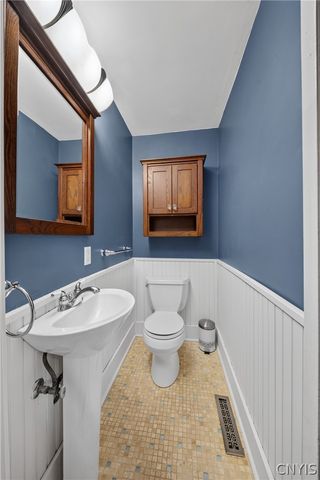 213 Hickok Avenue, Syracuse, NY 13206