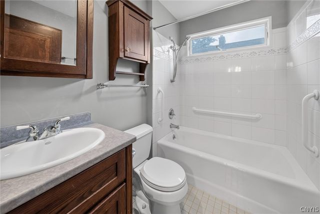 213 Hickok Avenue, Syracuse, NY 13206