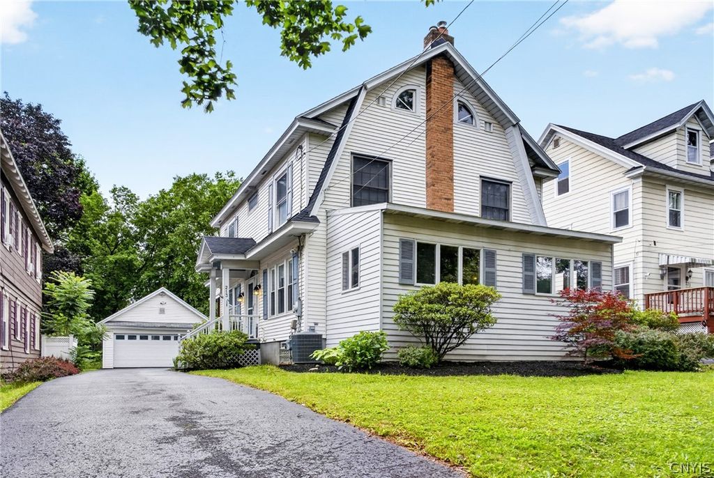 213 Hickok Avenue, Syracuse, NY 13206
