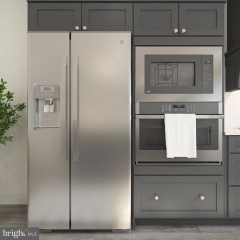 3102 JUSTIN DR, West Windsor, NJ 08550