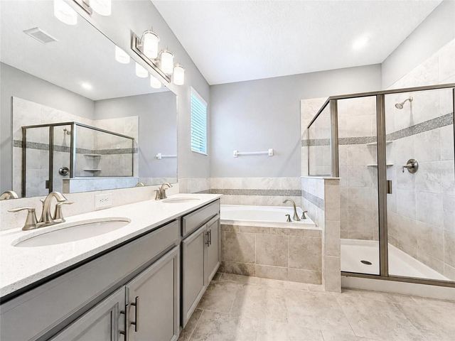 2220 BARRINGTON LOOP, Davenport, FL 33837