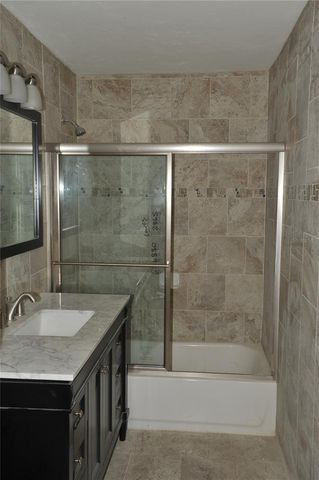 3500 NW 21 STREET, Gainesville, FL 32605