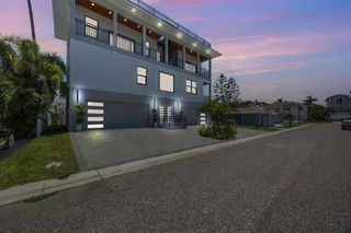 18077 3RD STREET E, Redington Shores, FL 33708