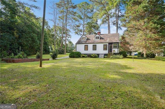 30 Woodlawn Avenue, Hampton, GA 30228