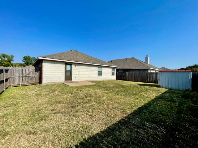 12737 Northern Pine Drive, Fort Worth, TX 76244