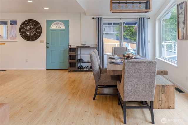 10138 Steamboat Island Road NW, Olympia, WA 98502