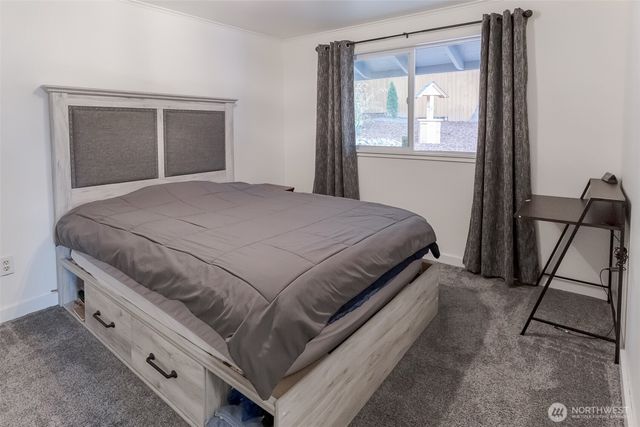 10138 Steamboat Island Road NW, Olympia, WA 98502