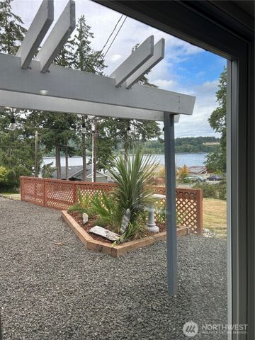 10138 Steamboat Island Road NW, Olympia, WA 98502