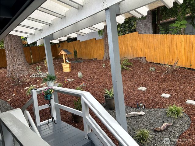 10138 Steamboat Island Road NW, Olympia, WA 98502