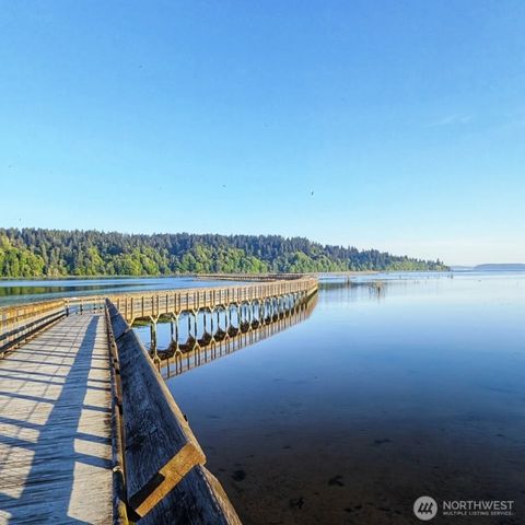 10138 Steamboat Island Road NW, Olympia, WA 98502