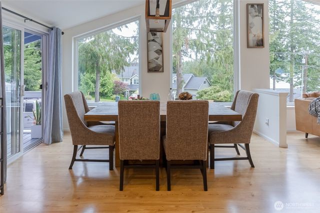 10138 Steamboat Island Road NW, Olympia, WA 98502