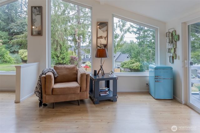 10138 Steamboat Island Road NW, Olympia, WA 98502