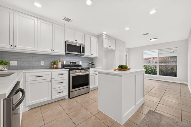 4706 Edinburgh Lane, Missouri City, TX 77459