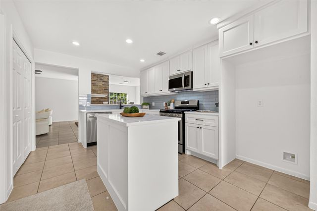 4706 Edinburgh Lane, Missouri City, TX 77459