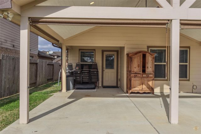 61 Rodeo Crest Drive, Manvel, TX 77578