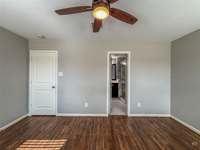 61 Rodeo Crest Drive, Manvel, TX 77578