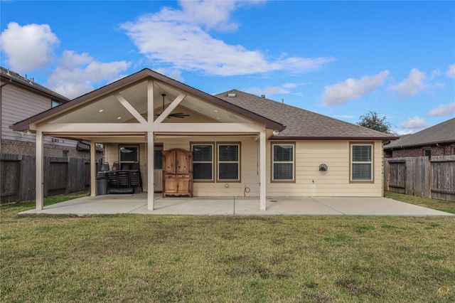 61 Rodeo Crest Drive, Manvel, TX 77578