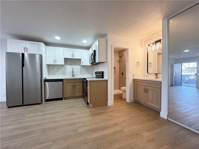 4600 University Center Drive 93, Las Vegas, NV 89119