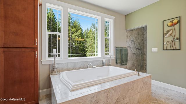 18152 N Reservoir RD, Rathdrum, ID 83858