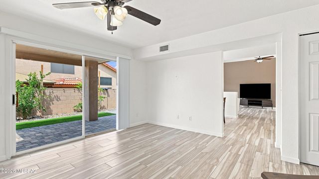 9951 N Stageline Trail, Tucson, AZ 85742