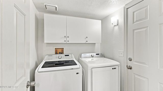 9951 N Stageline Trail, Tucson, AZ 85742