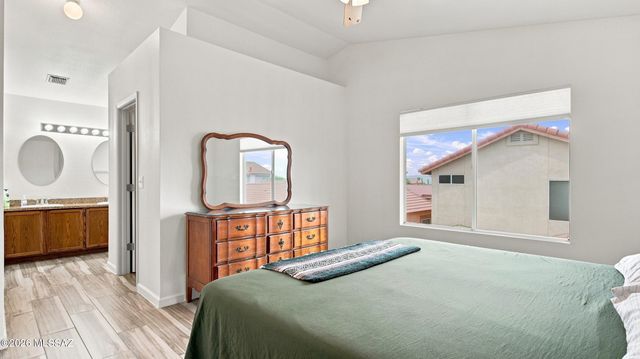 9951 N Stageline Trail, Tucson, AZ 85742