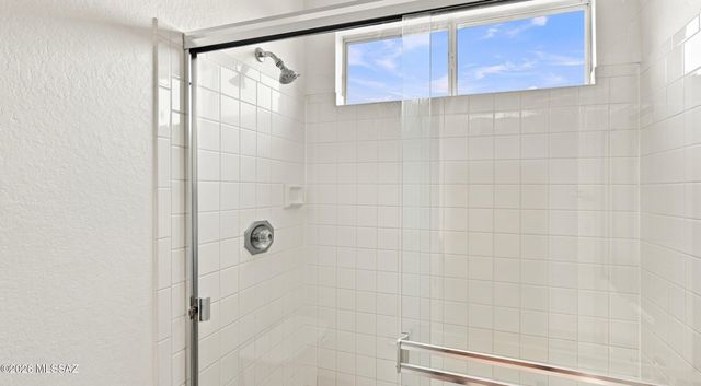 9951 N Stageline Trail, Tucson, AZ 85742